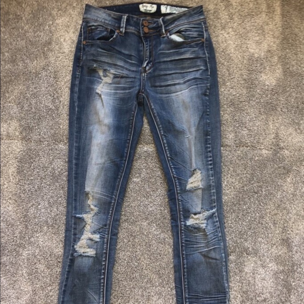 Jeans